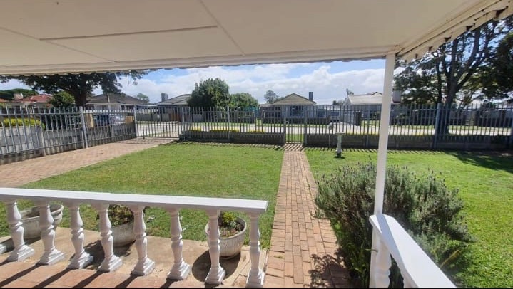 3 Bedroom Property for Sale in Kabega Park Eastern Cape